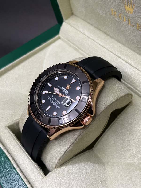 ROLEX YATCH MASTER WITH SILICON STRAP - Image 3